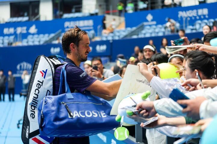 关键时刻吴, https