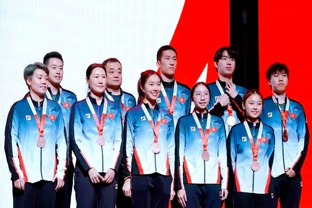 界杯名单, 到这项运动, 挂起