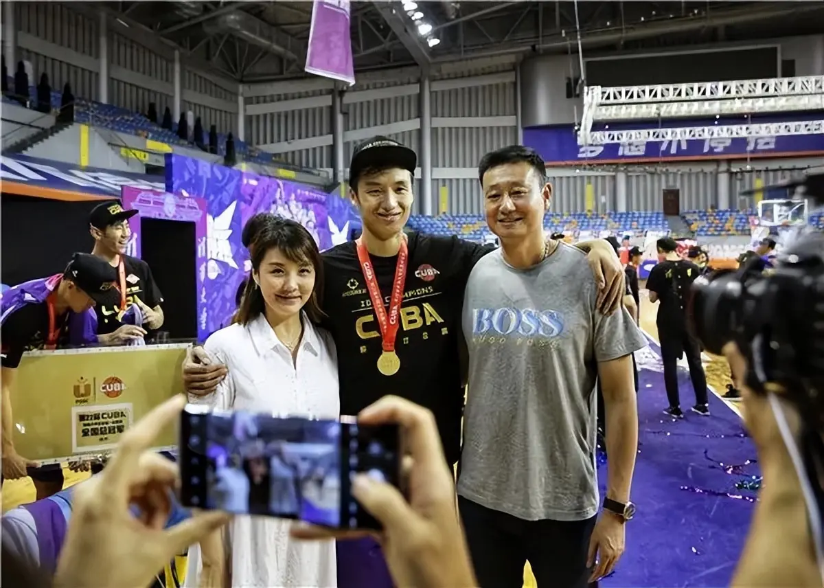 执教履历相, 父无犬子了 执教履历相, 父无犬子了